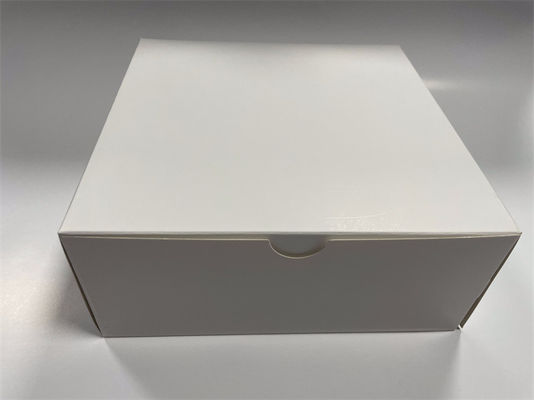 Belli beyaz ambalaj kutusu CMYK baskı beyaz karton hediye kutuları